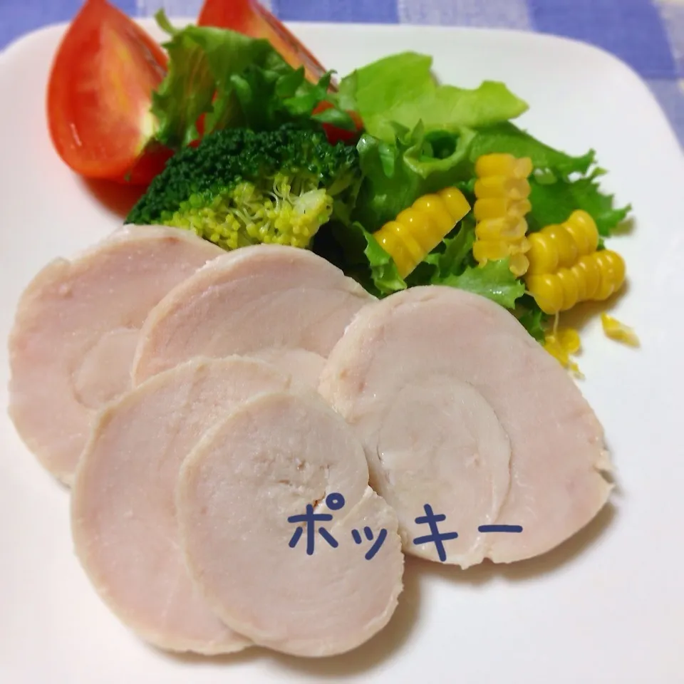 Snapdishの料理写真:ヘルシーで美味しい(^-^)  鳥ハムサラダ！|ミントさん