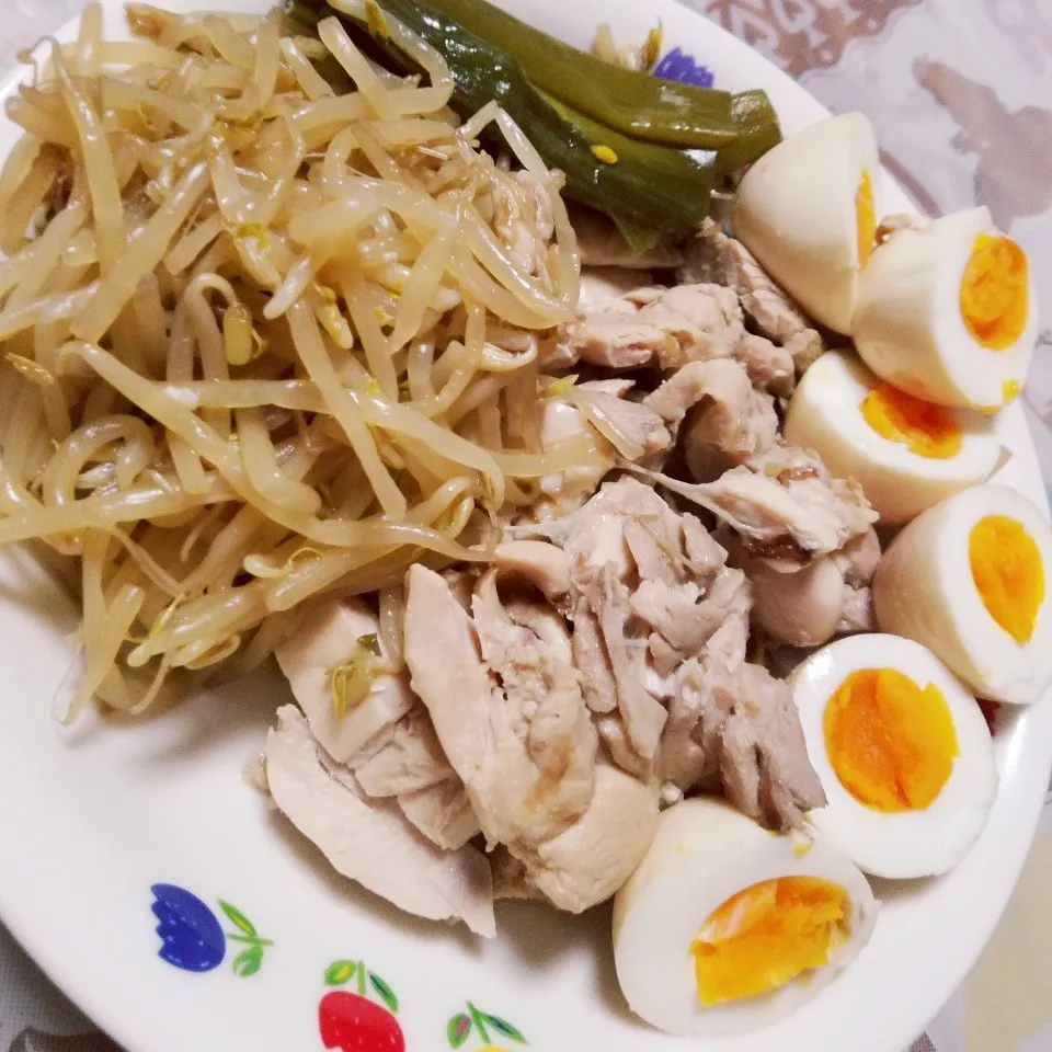 iyo様のラーメンスープで取れたトッピング♡|かなやんさん