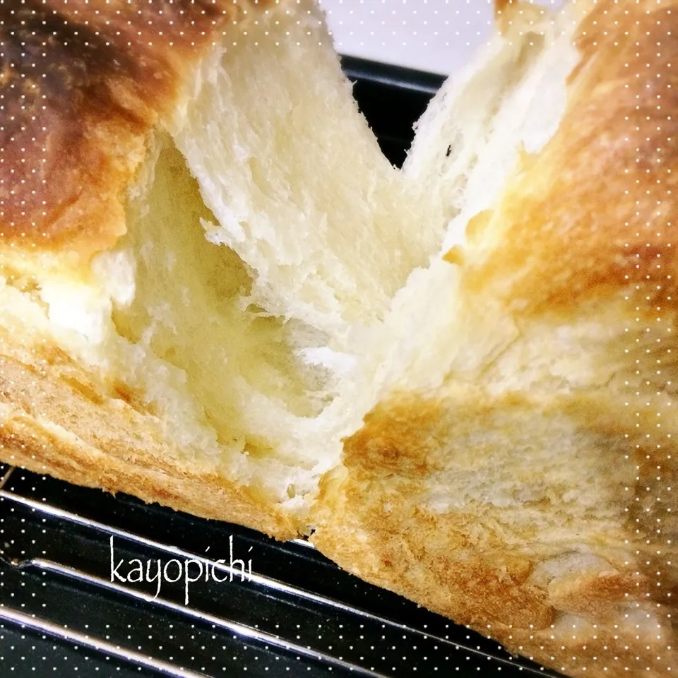 Snapdishの料理写真:BAGELさんのふんわりしっとり山食❤|Kayopichiさん