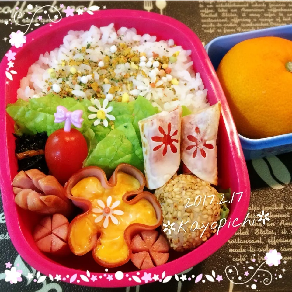 今日のお花の🌸お弁当🌸|Kayopichiさん