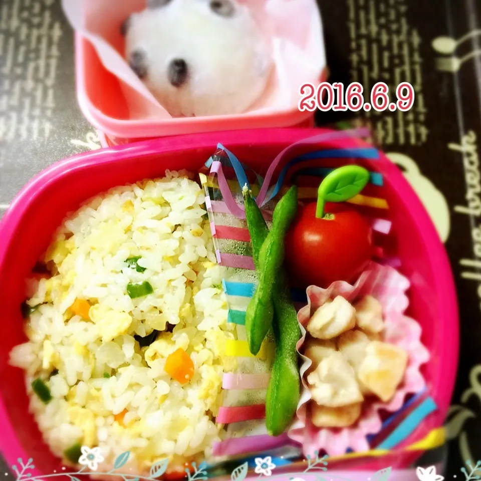 娘っち作今日のお弁当(*˘︶˘*)♡デザートは、ふたばの豆餅|Kayopichiさん