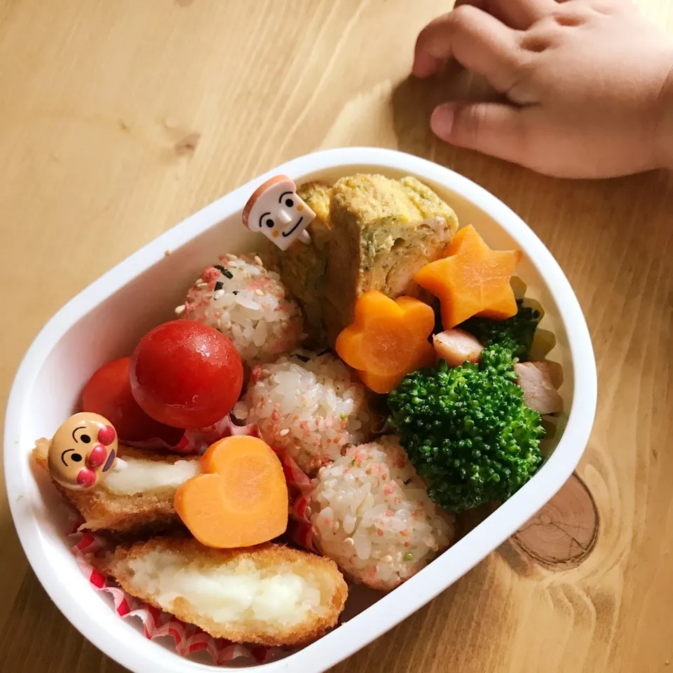 Snapdishの料理写真:幼稚園弁当|ちくわぱん子さん