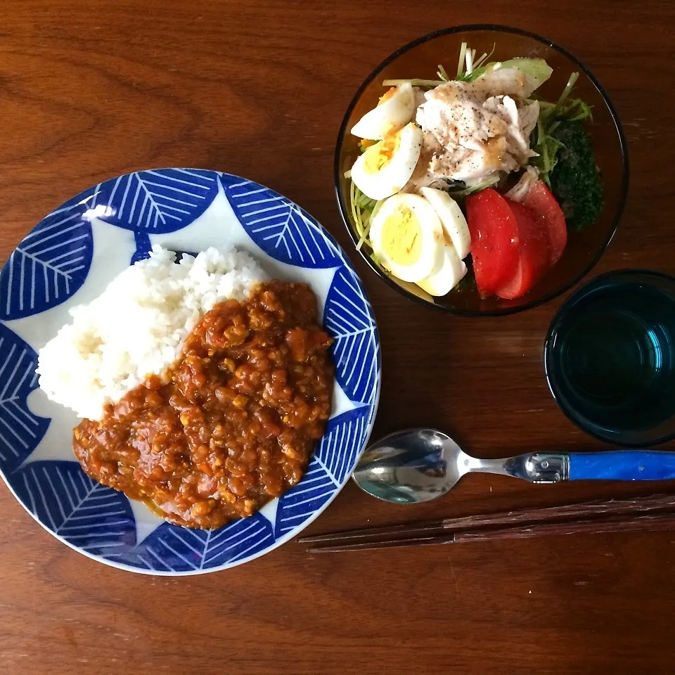 たまにはカレーも。|ちくわぱん子さん