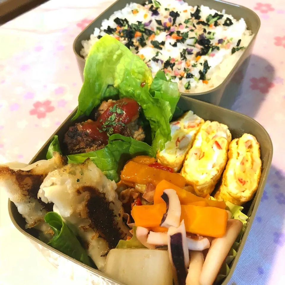 Snapdishの料理写真:昨日の旦那の夜勤のお弁当🍱|ぷーはるひゅうさん