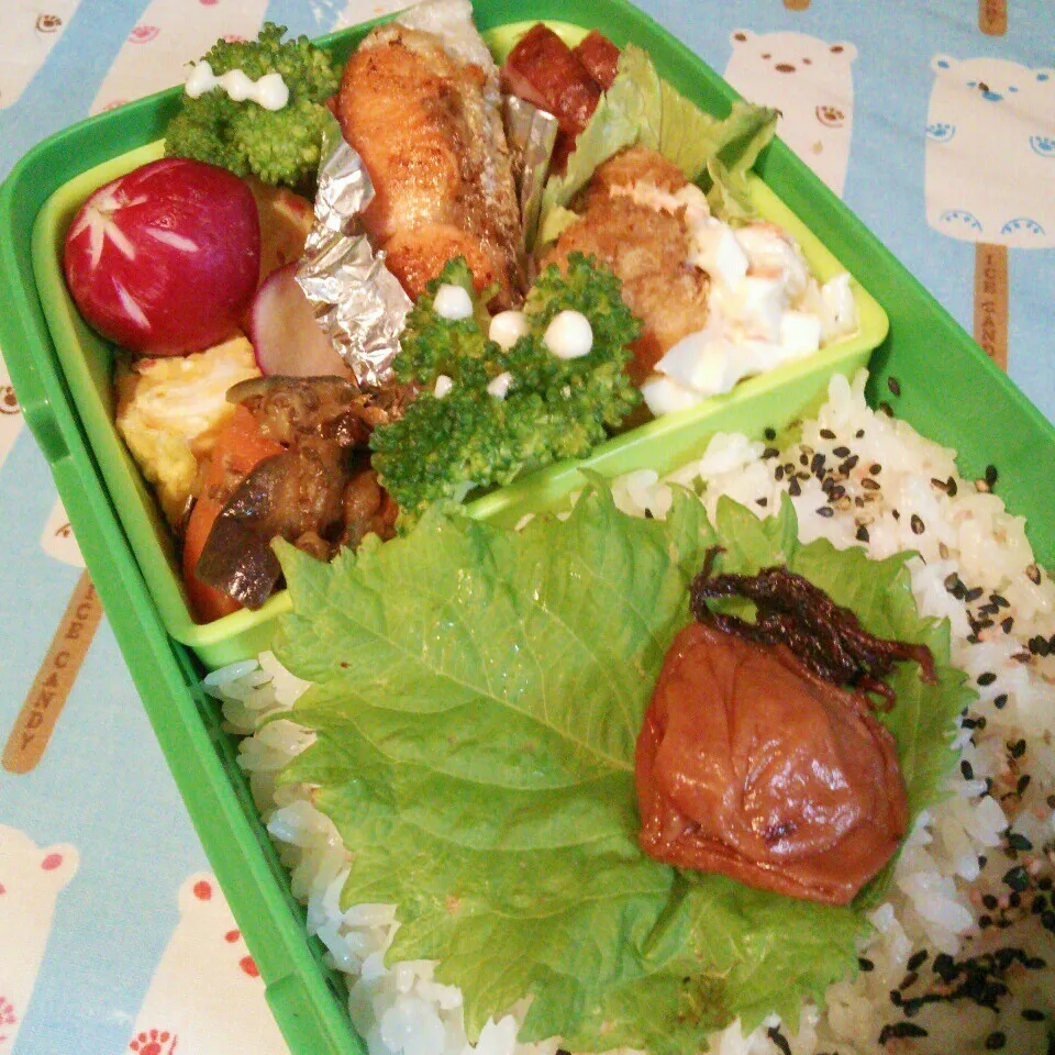 旦那の夜勤のお弁当♪|ぷーはるひゅうさん