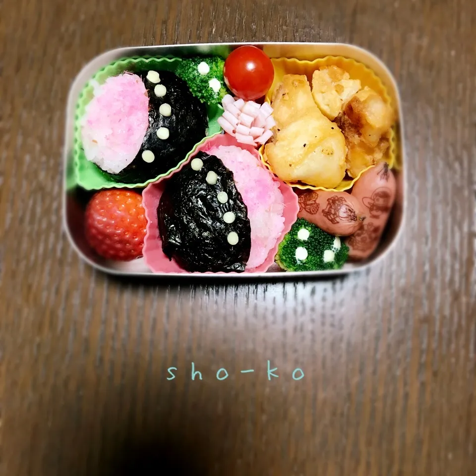 デコおにぎりお弁当🍙|sho-koさん