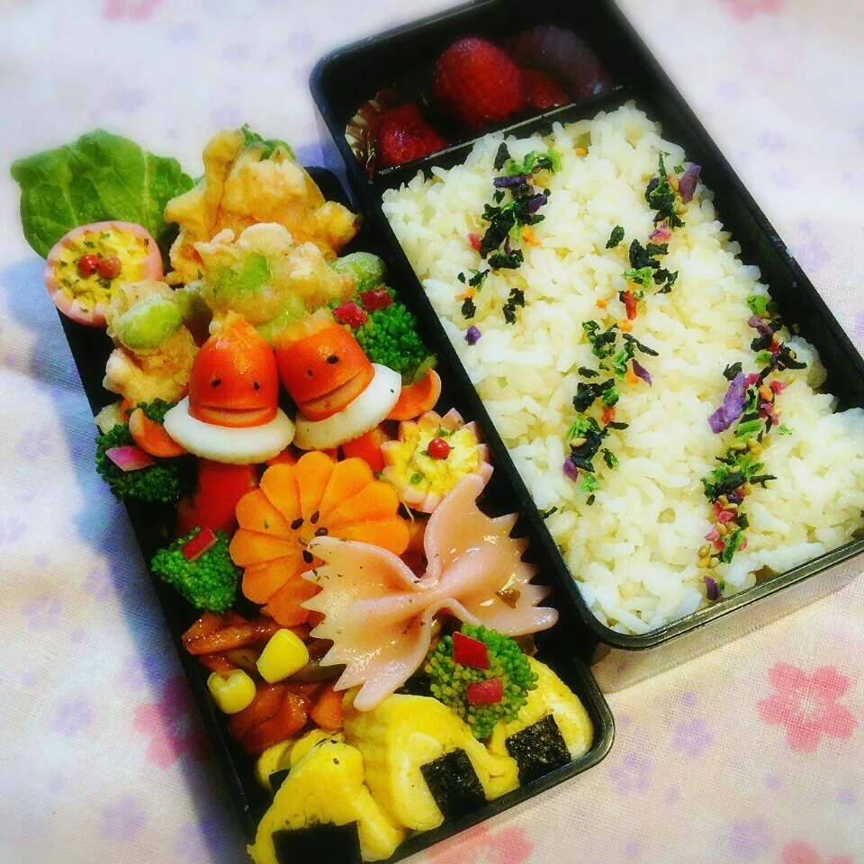 旦那の夜勤のお弁当♪|ぷーはるひゅうさん