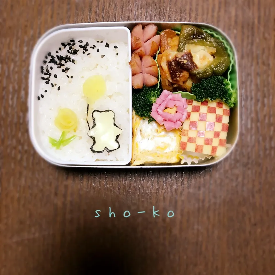 お花見つけたクマさんお弁当🌼🎈|sho-koさん