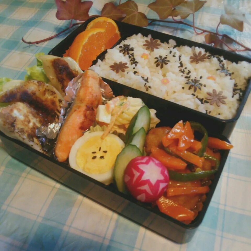 昨日の旦那の夜勤のお弁当♪|ぷーはるひゅうさん