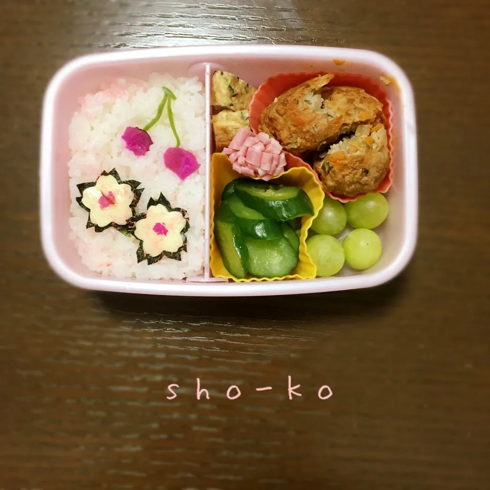 桜とサクランボのお弁当🌸🍒|sho-koさん