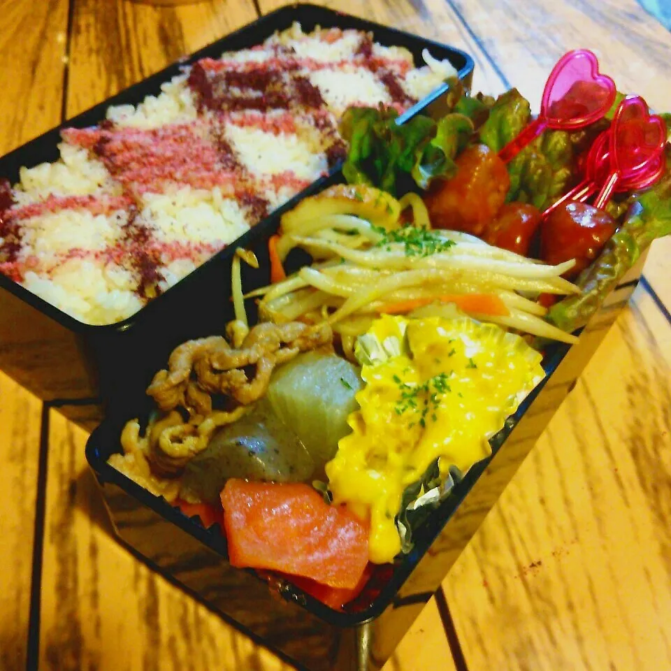 Snapdishの料理写真:旦那の夜勤のお弁当♪|ぷーはるひゅうさん