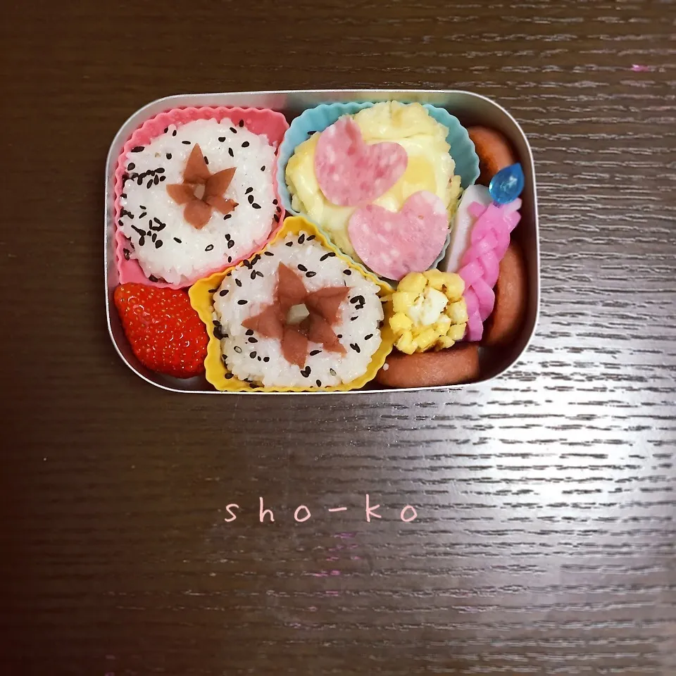 梅干しお花のお弁当|sho-koさん