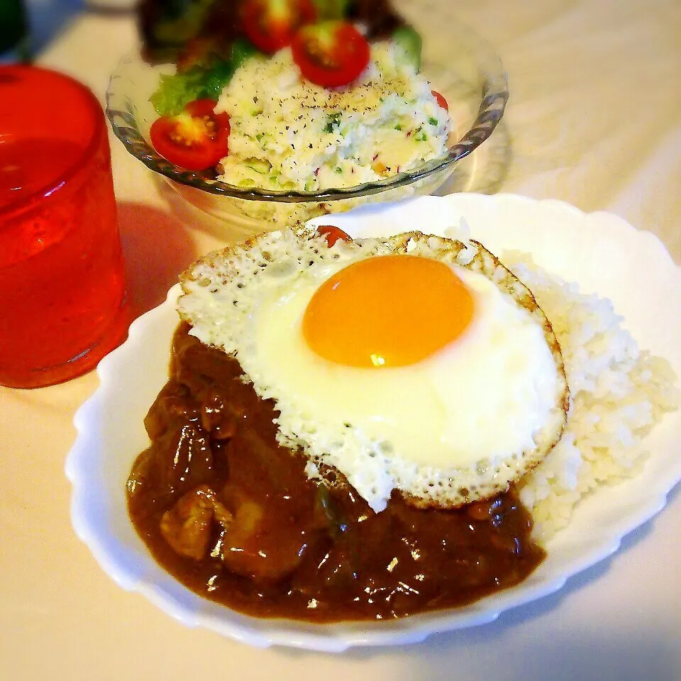 Snapdishの料理写真:夏野菜たっぷりごろごろカレー！|ぷーはるひゅうさん