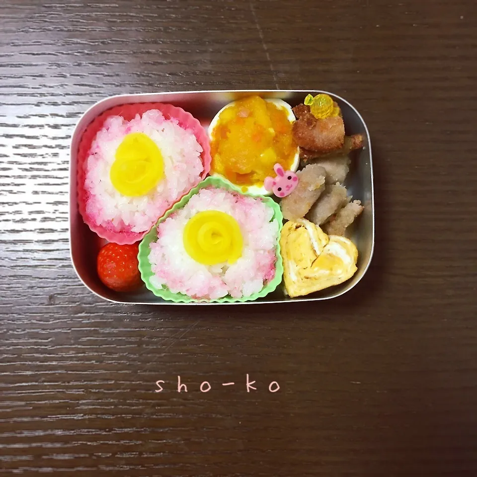 黄色いバラのお弁当|sho-koさん