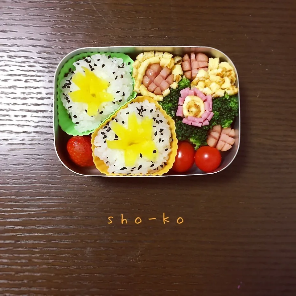 お花いっぱいお弁当|sho-koさん