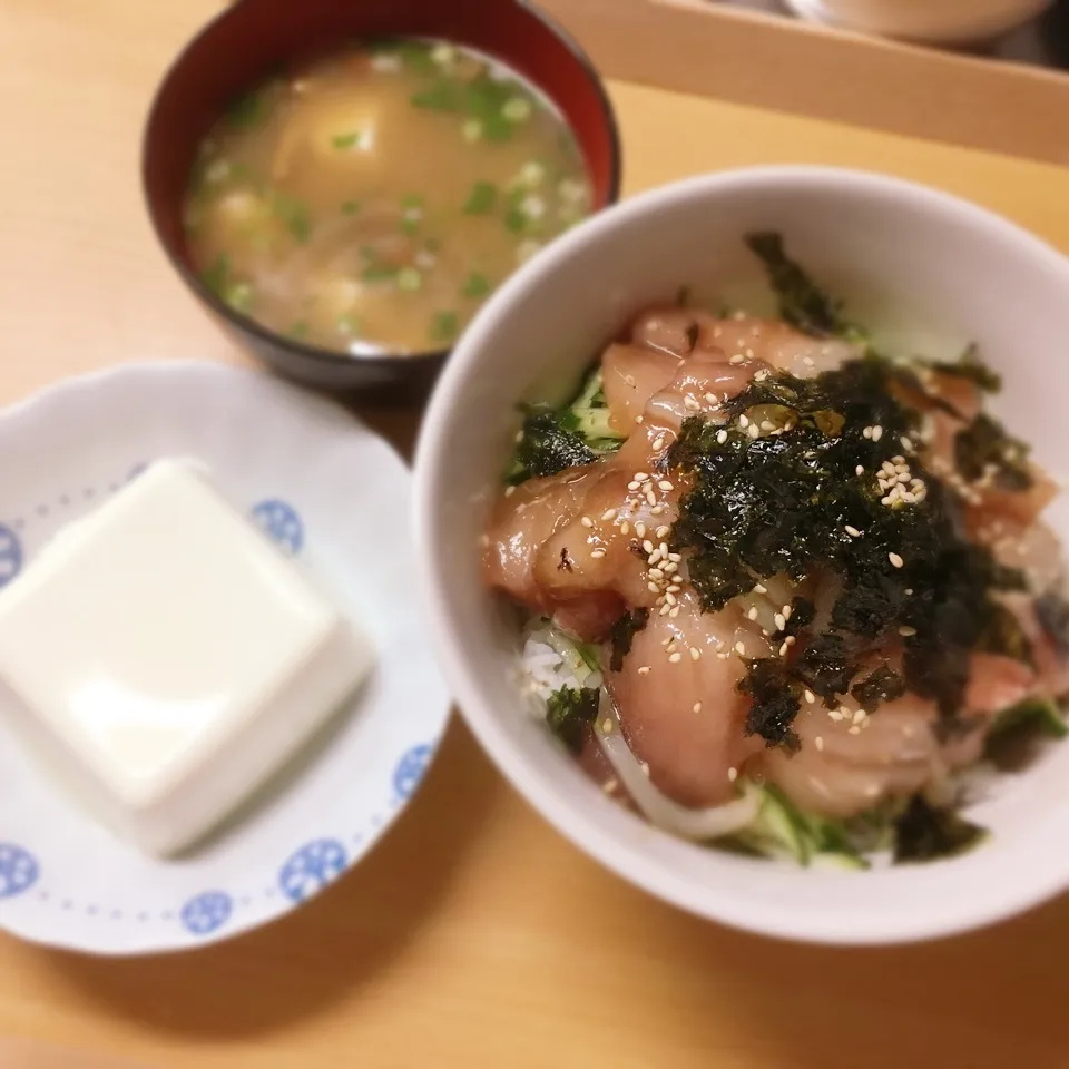 漬け丼|しのしおさん