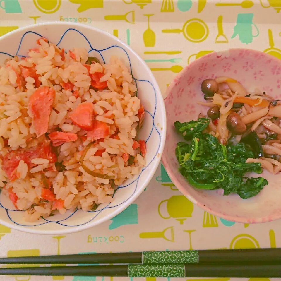 塩鮭の炊き込みご飯|ぽよさん