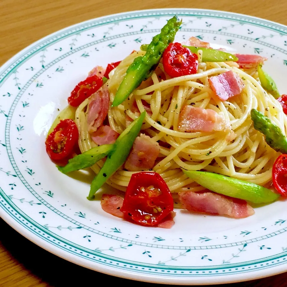 セミドライトマトのオイルパスタ|タンポポさん