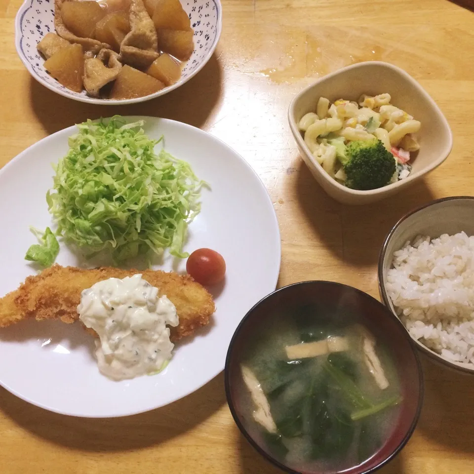 たらフライで夕食|みぃたんさん