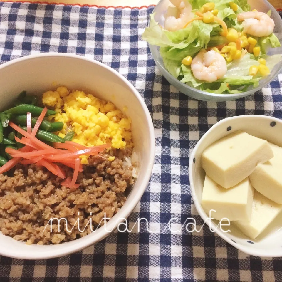 そぼろ丼と高野豆腐|みぃたんさん