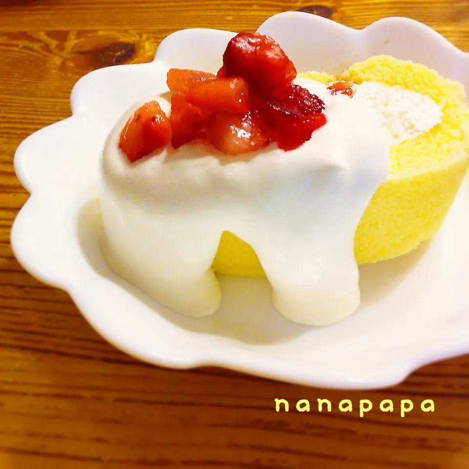 ロールケーキwithいちご(≧▽≦)|nanapapa kitchenさん