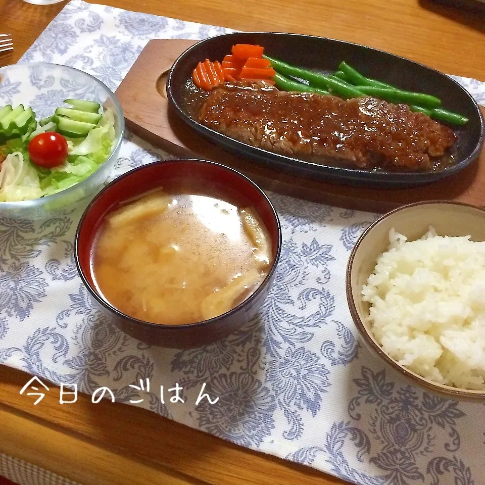 おうちでステーキ定食|みぃたんさん