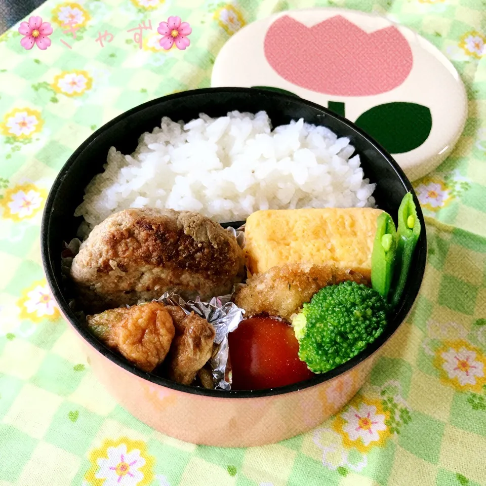 今日の娘のお弁当🍱ハンバーグ|きゃずさん