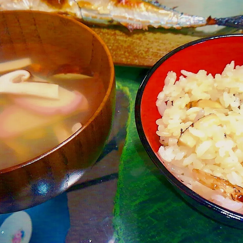 松茸ご飯と松茸のお吸い物|きゃずさん