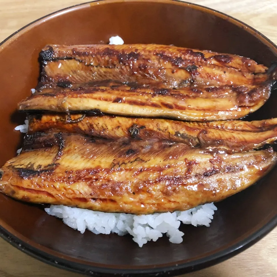 さんまの蒲焼き丼|まぁたんさん