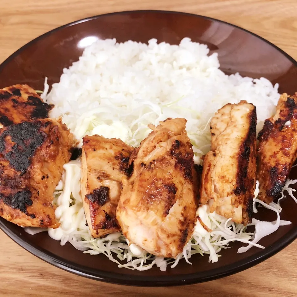 鶏肉味噌漬け丼|まぁたんさん