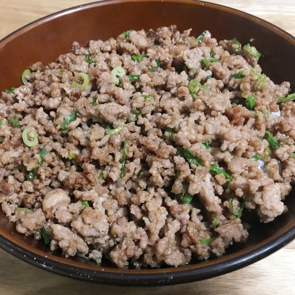 そぼろ丼|まぁたんさん