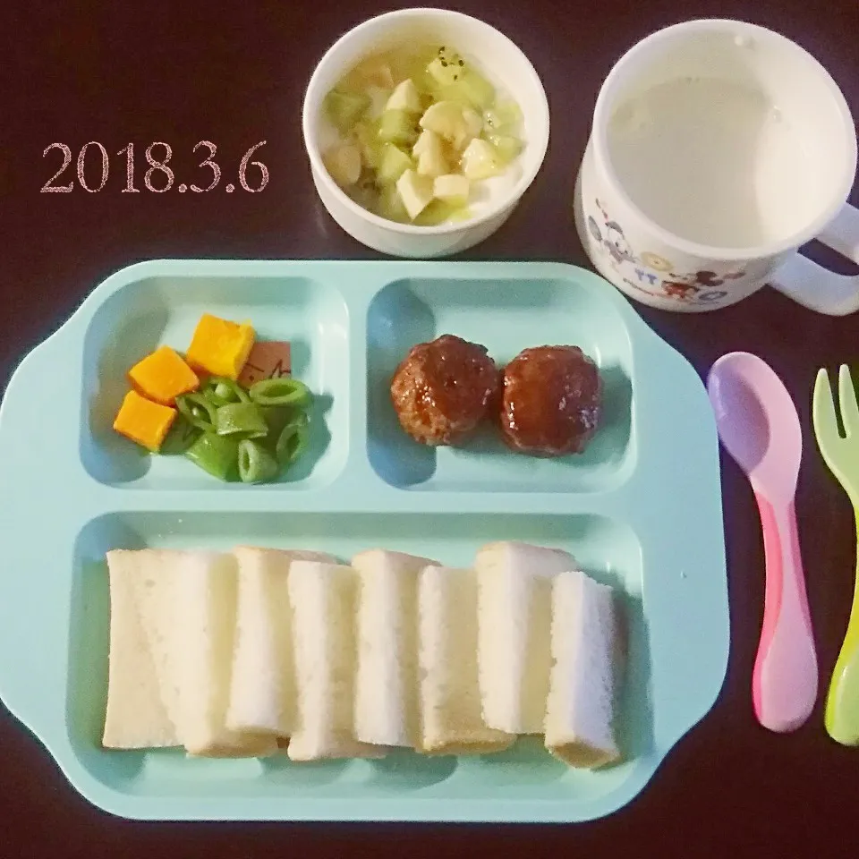 2歳 朝ごはん|✳ku✳さん