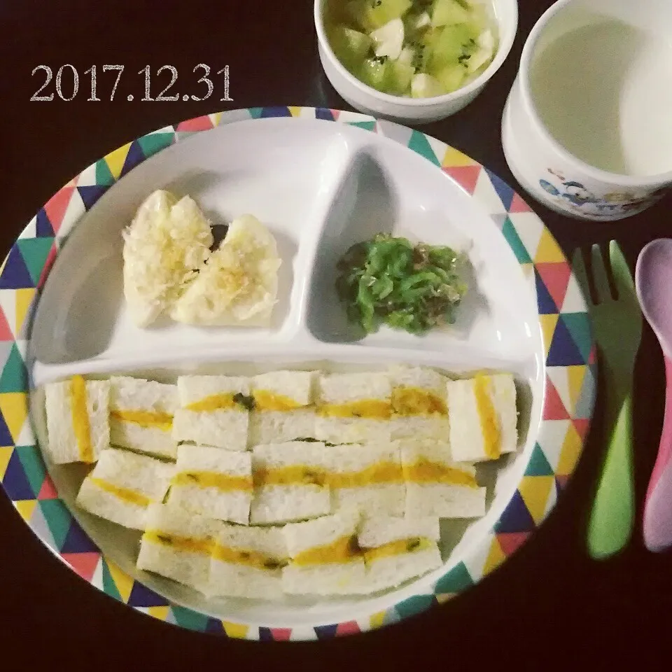 1歳 朝ごはん|✳ku✳さん