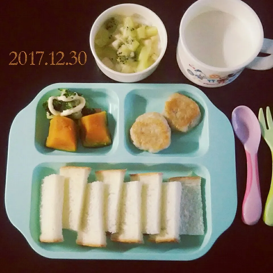 1歳 朝ごはん|✳ku✳さん