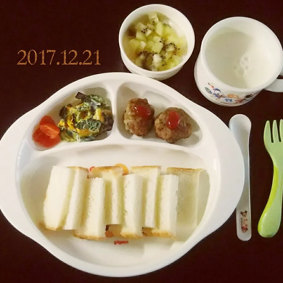 1歳 朝ごはん|✳ku✳さん