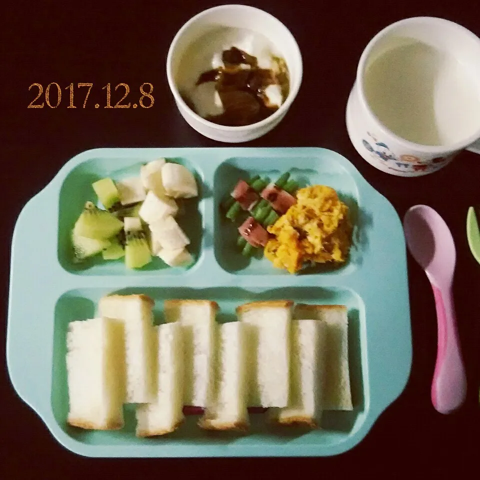 1歳 朝ごはん|✳ku✳さん