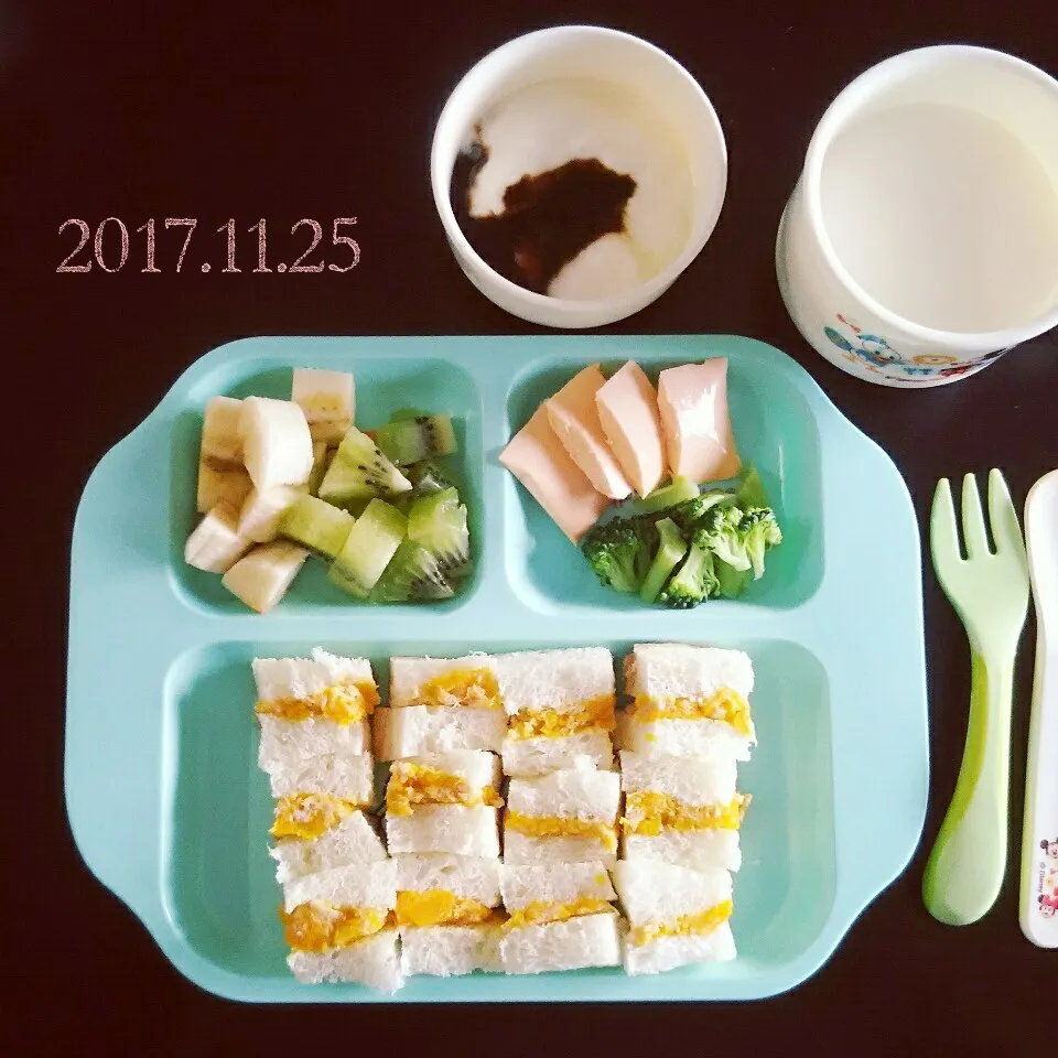 1歳 朝ごはん|✳ku✳さん