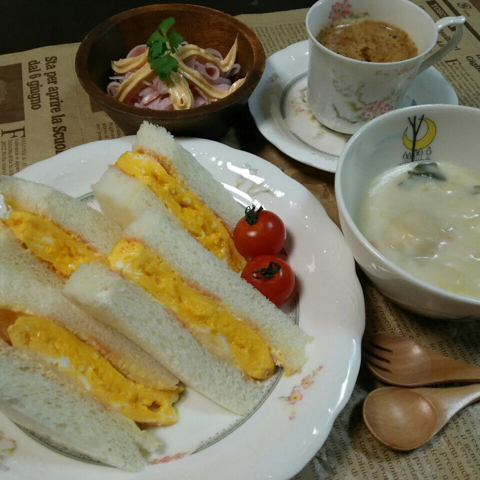 オーロラソースの厚焼きタマゴサンド🐣|くりんさん