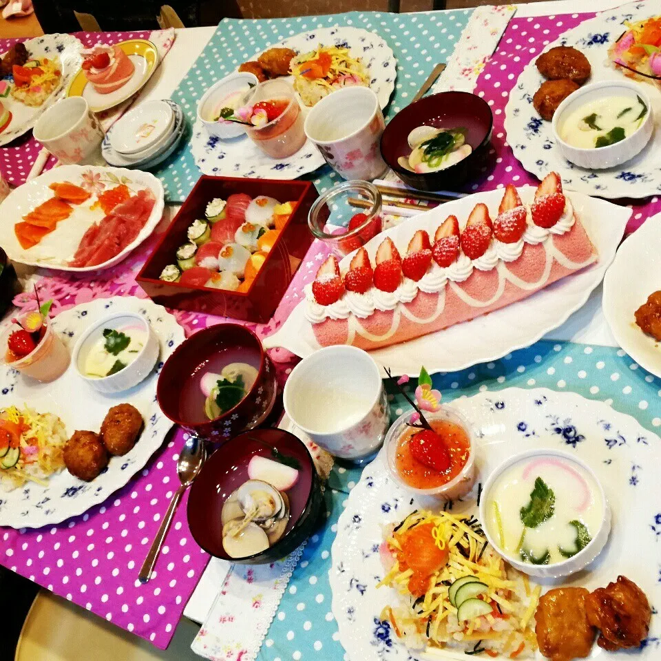 Snapdishの料理写真:ひな祭りパーティー🌸2017|ゆりママさん