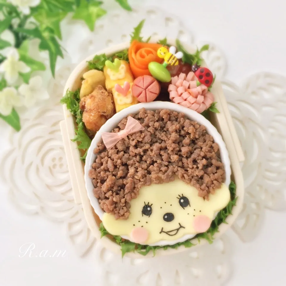 モンチッチ♡そぼろ弁当|R.a.mさん