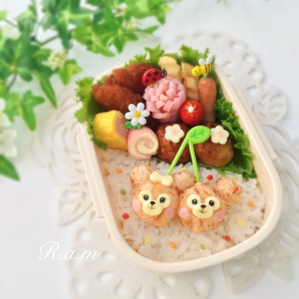 さくらんぼ🍒ダッフィ&シェリーメイ♡幼稚園弁当|R.a.mさん