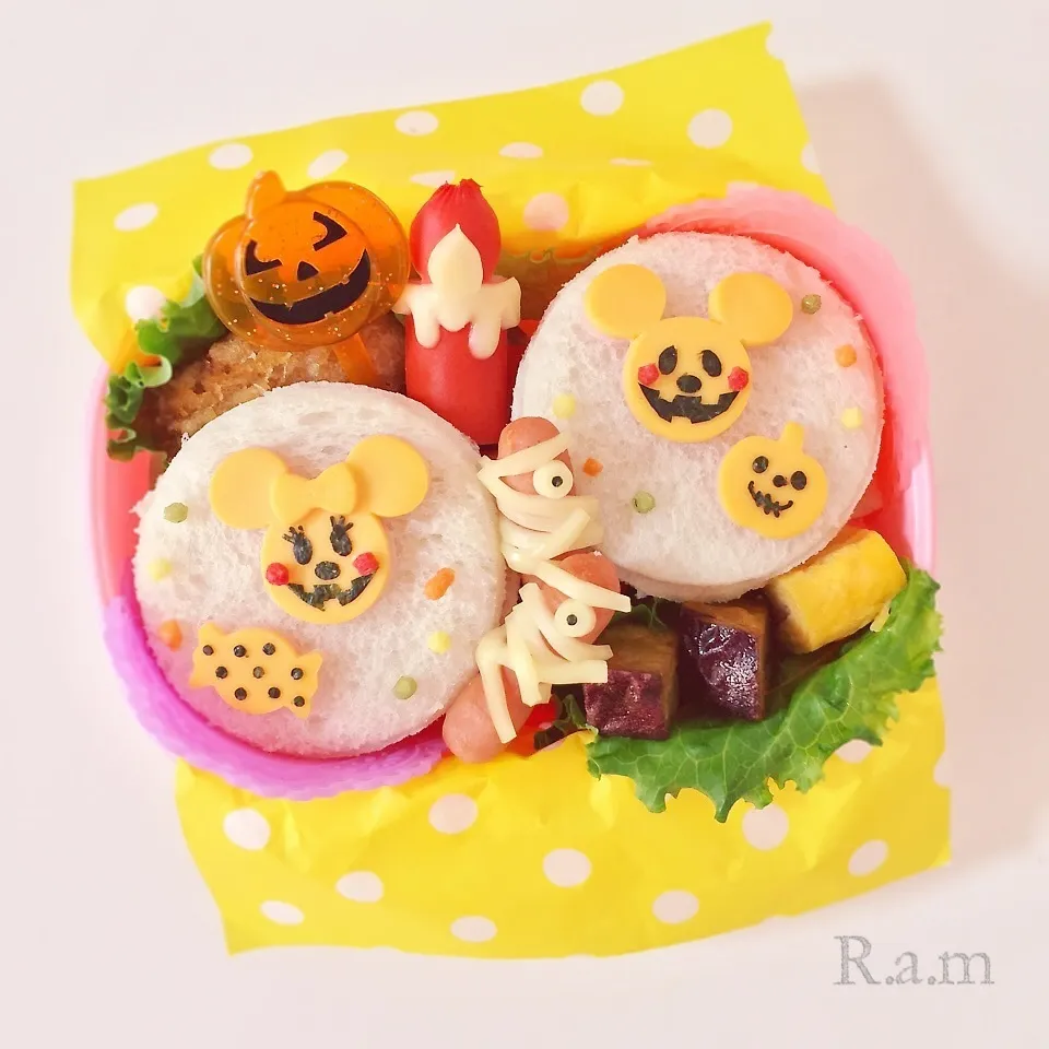 ミッキー&ミニーランタン☻♬ハロウィンサンドイッチ弁当♡|R.a.mさん