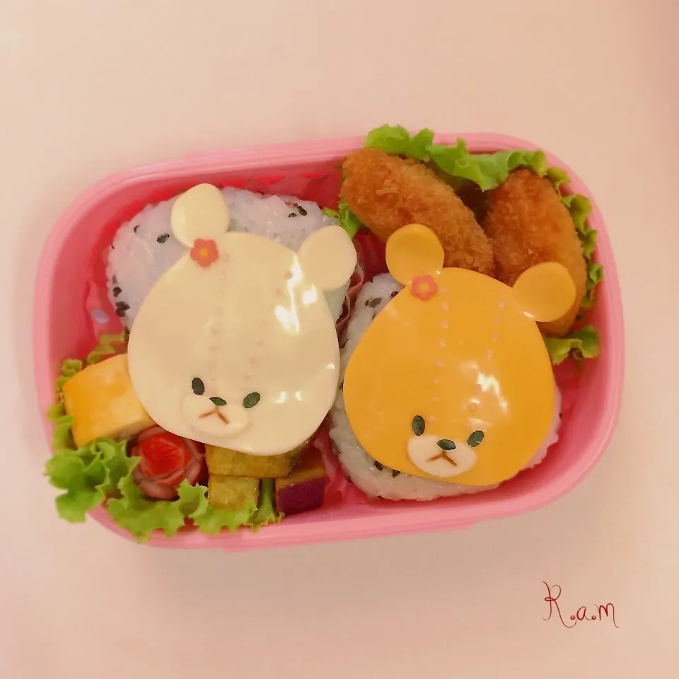 Snapdishの料理写真:型抜きで簡単♡スライスチーズのルルロロ*おにぎり弁当*|R.a.mさん