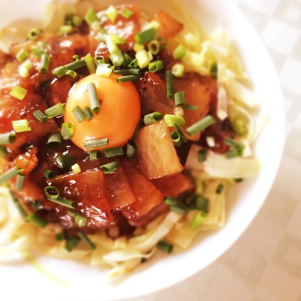 くそうま大根と豚肉のキャベツ丼♡|月さん