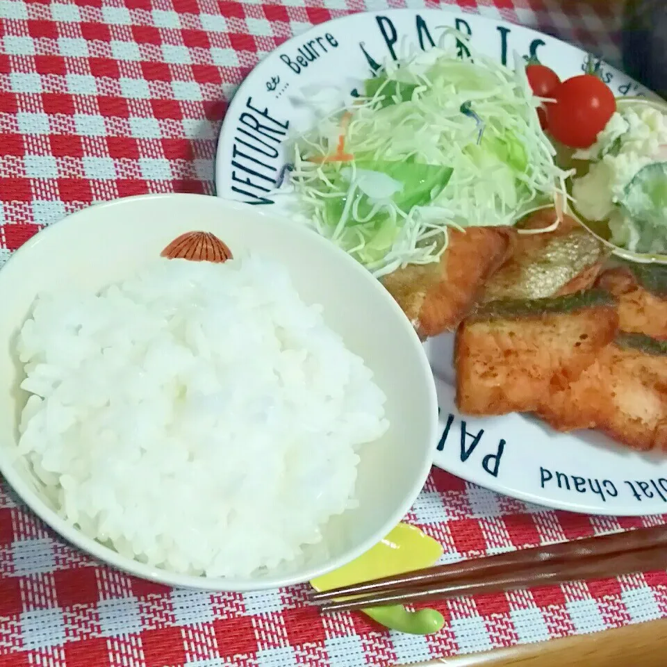 ＊新米つやつや✨炊き立てご飯🍚🎵＊|とししいたけさん