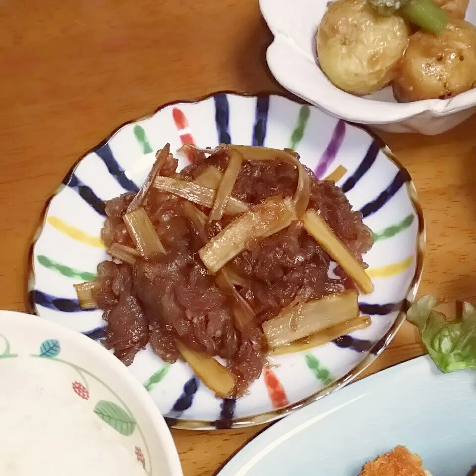 Snapdishの料理写真:＊黒毛和牛切り落としで🐮ゴボウと牛肉しぐれ煮風🎵＊|とししいたけさん