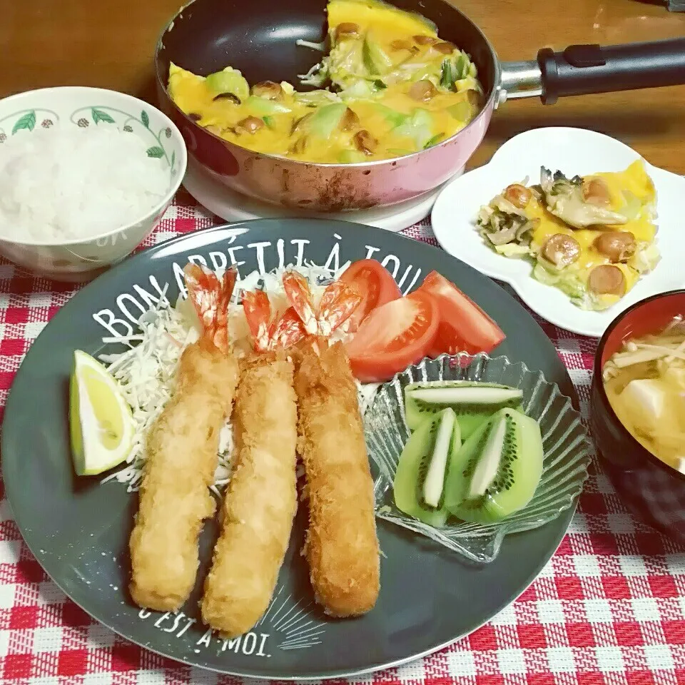 ＊海老フライ🍤オープンオムレツ🍳晩ご飯🍚🎵＊|とししいたけさん