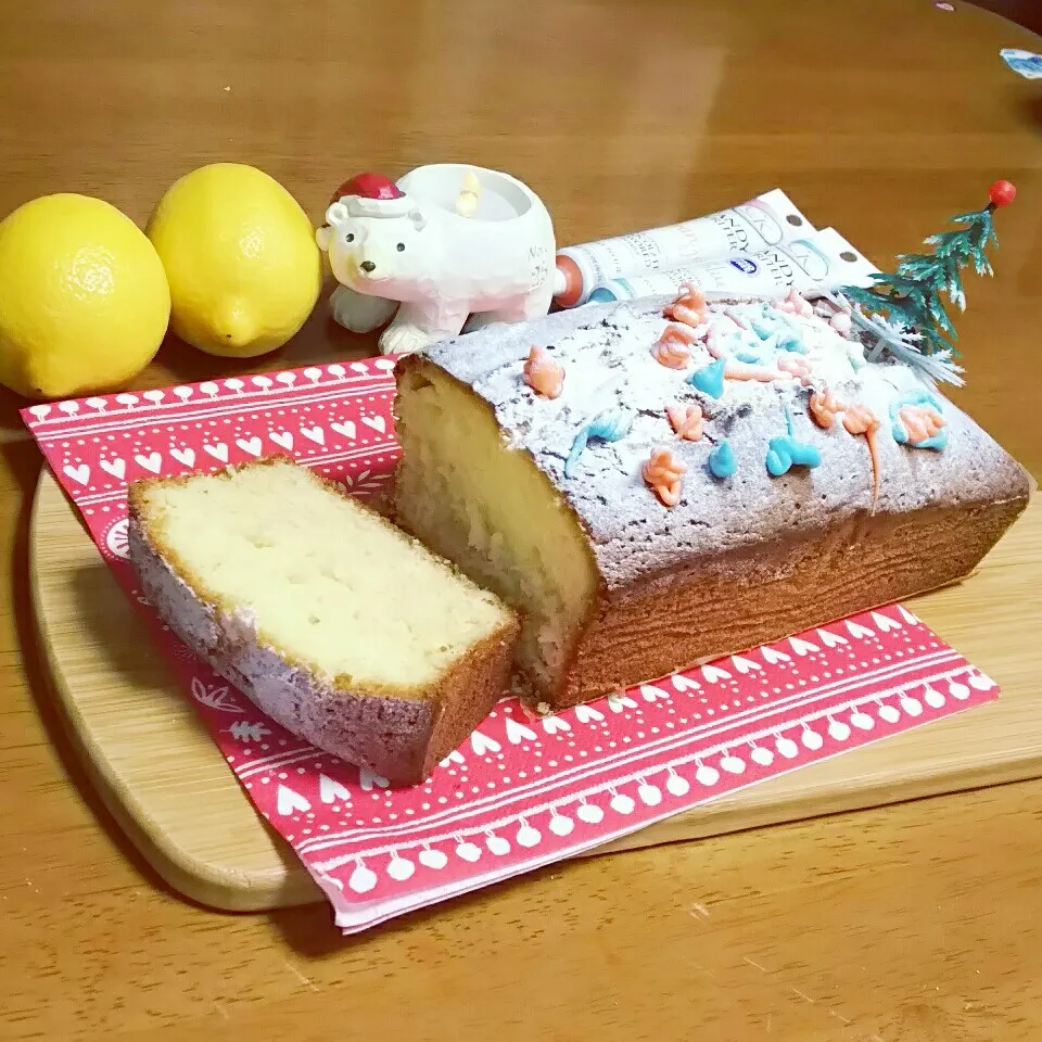 ＊ハチミツレモン🍯パウンドケーキ🍰＊|とししいたけさん