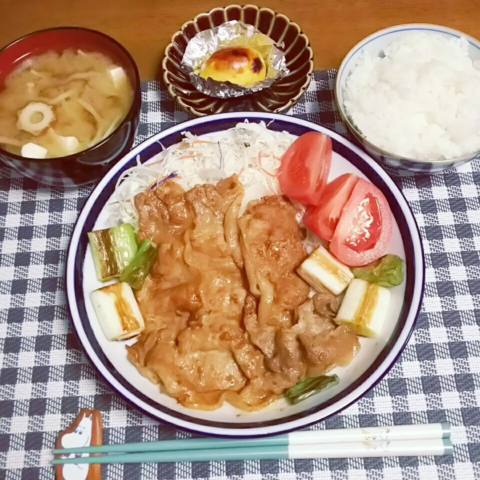 ＊豚のしょうが焼き🐷晩ご飯🍚🎵＊|とししいたけさん