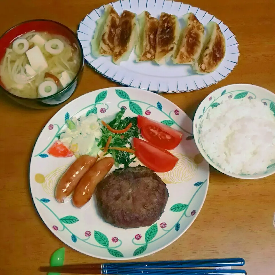 ＊ガッツリ肉肉🍖晩ご飯🌃🍴＊|とししいたけさん